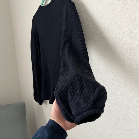 Gibson Look Navy V-neck long sleeve top - Picture 4 of 10